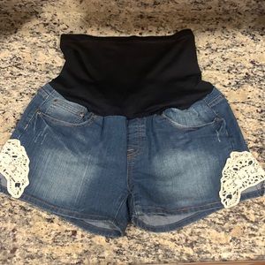 Denim Diva Maternity Denim 